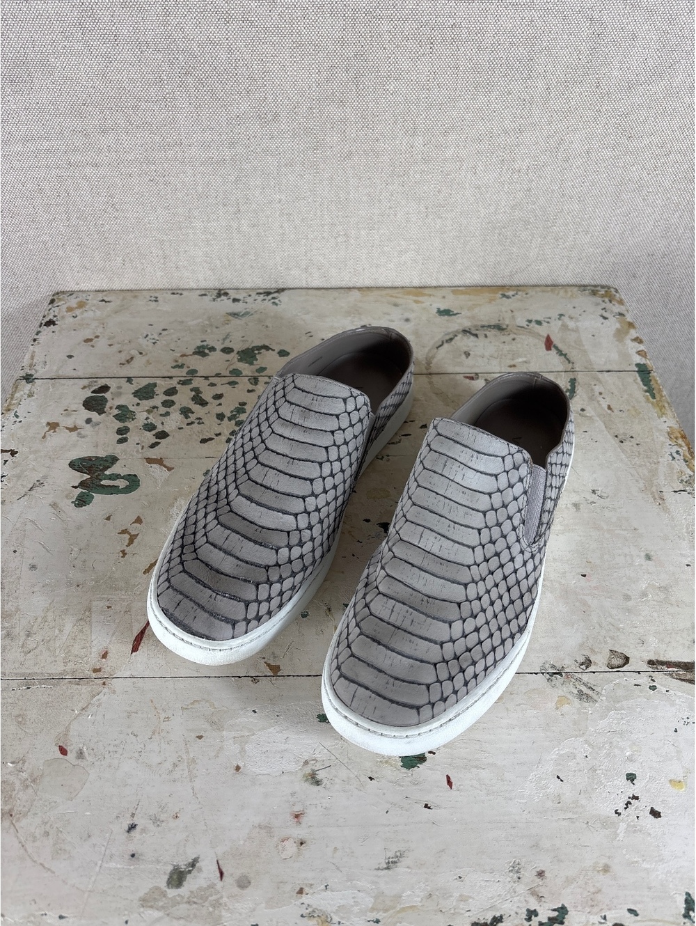 Vince > Gray Snake Skin Sneaker Slip On Shoes 6